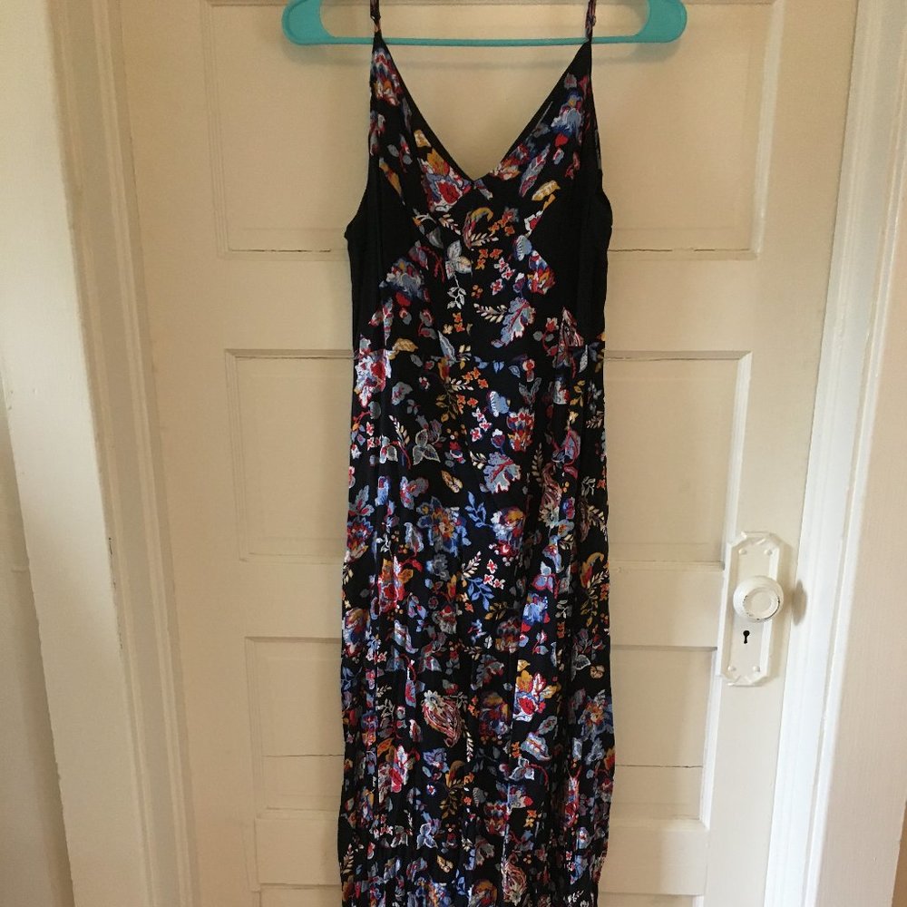 Floral maxi dress with adjustable straps